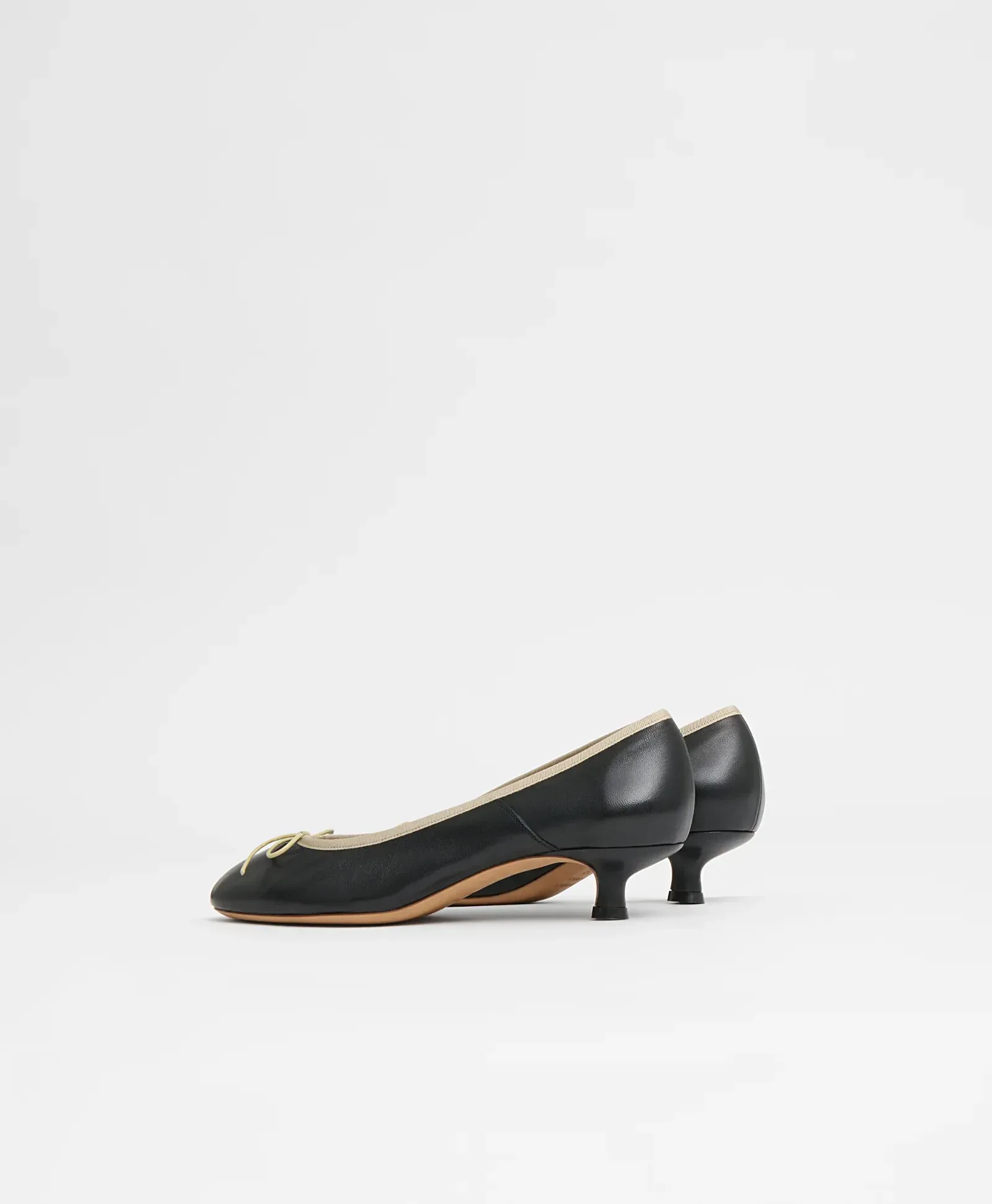 Dance Kitten – Black/Warm Grey