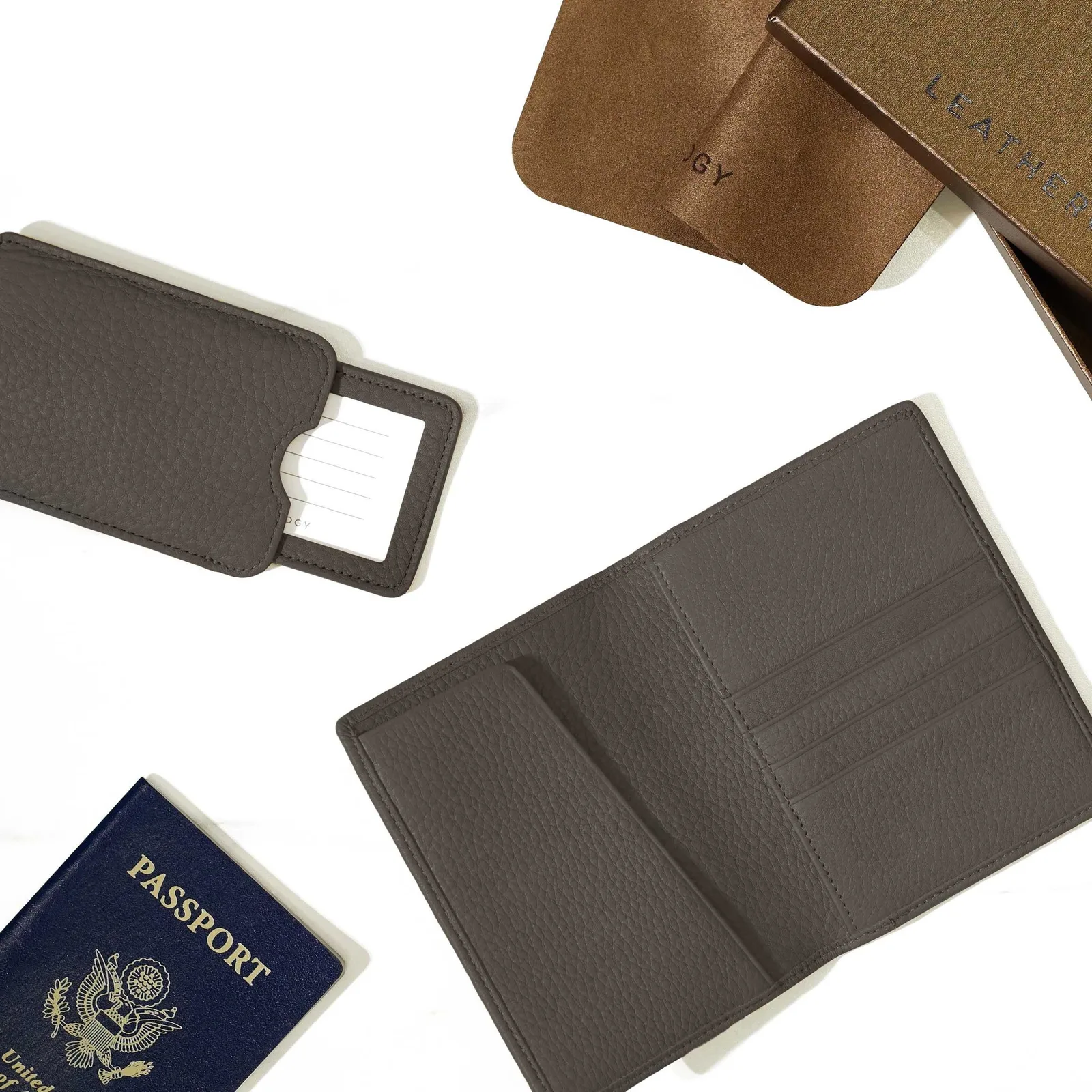 Deluxe Passport Cover + Luggage Tag Set Driftwood