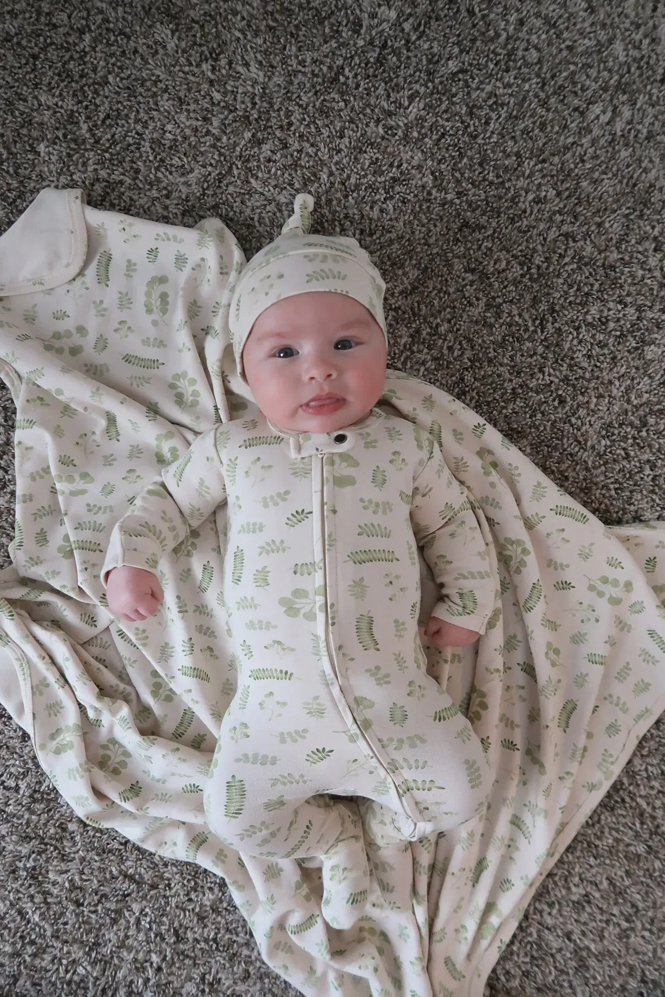 Stone Botanica – Organic Blanket