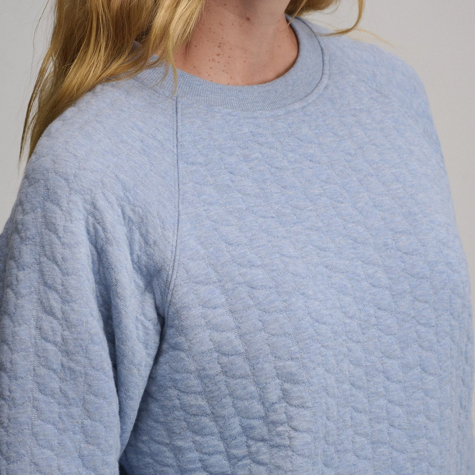 Women's Quilted Crew