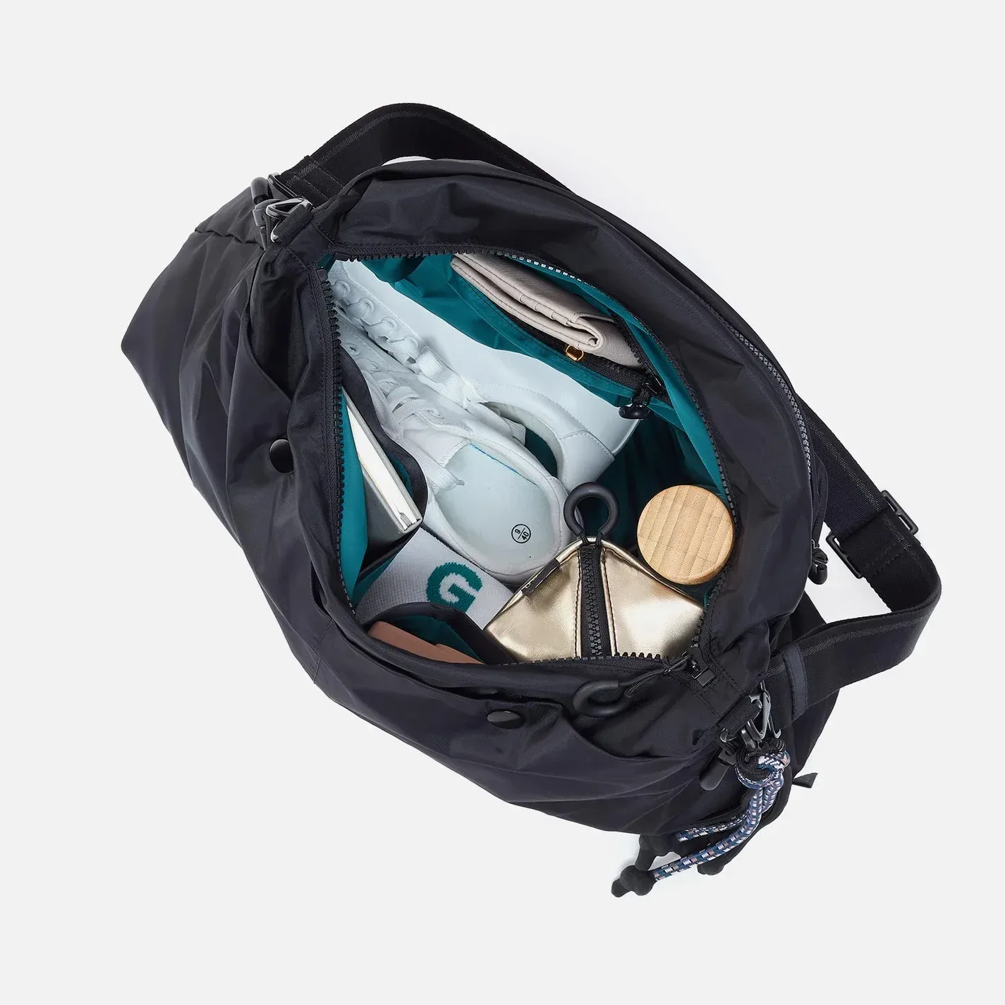 THE BIG DRAW Crossbody in CaRefiber recycled nylon – Ocean