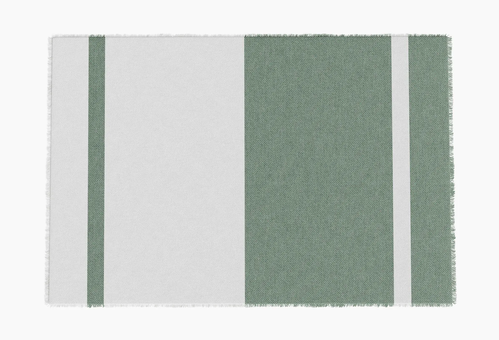 Outdoor Bug Shield Throw Blanket – Forest Green Colorblock