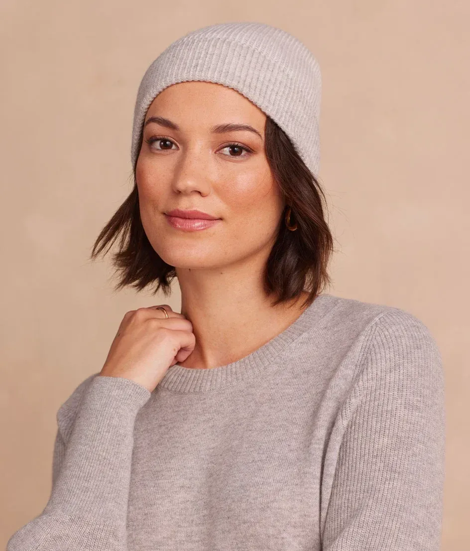The Coziest Cashmere Blend Hat – Wolf & White Sand