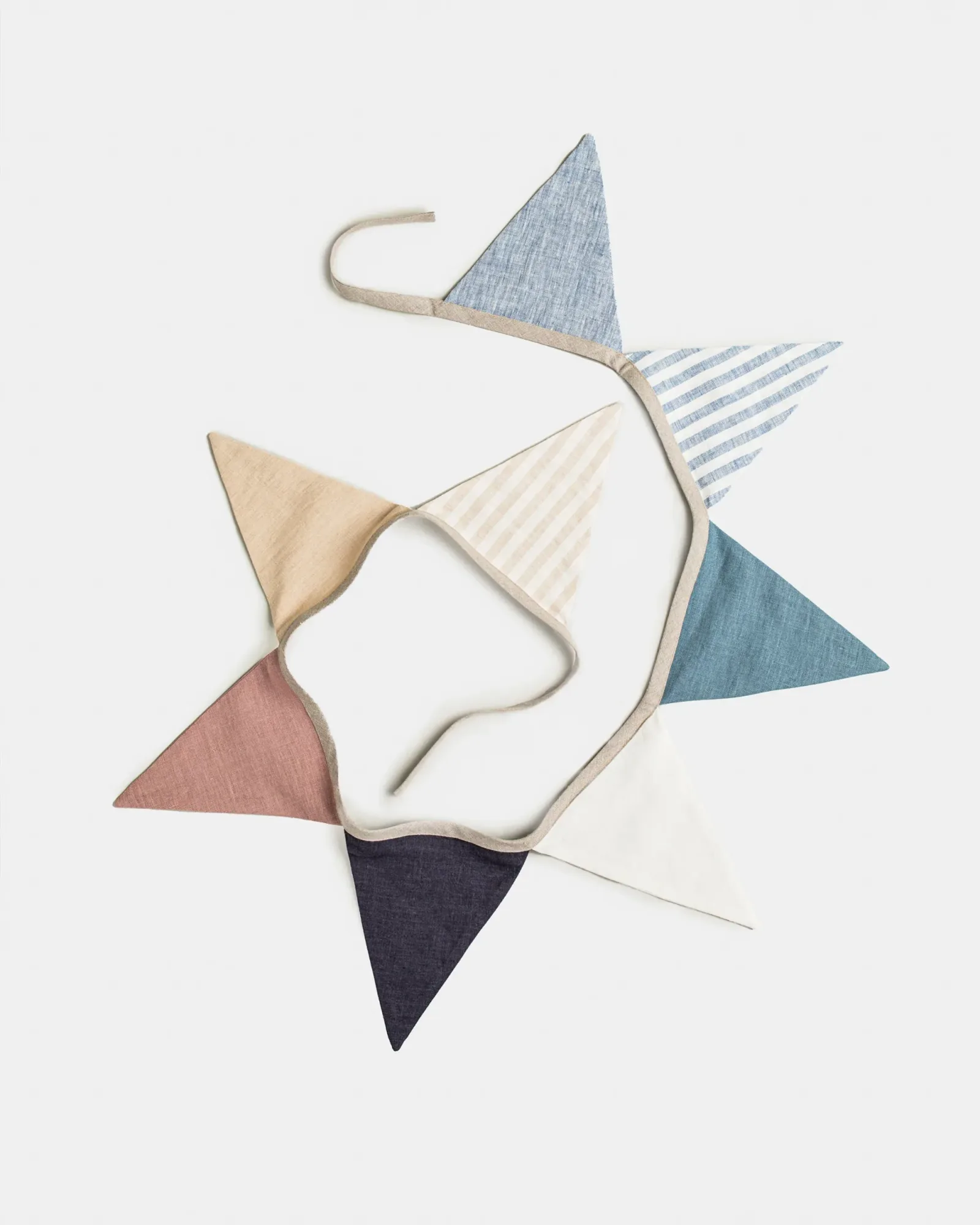 Linen bunting (Various colors)