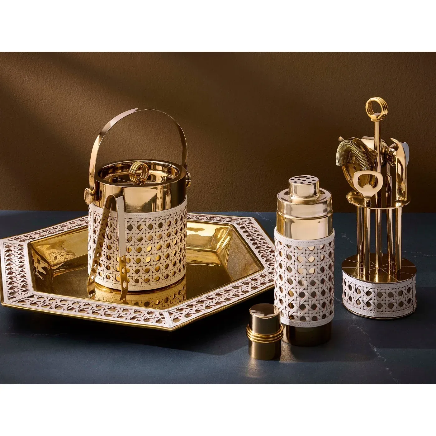 Basketweave Barware Set