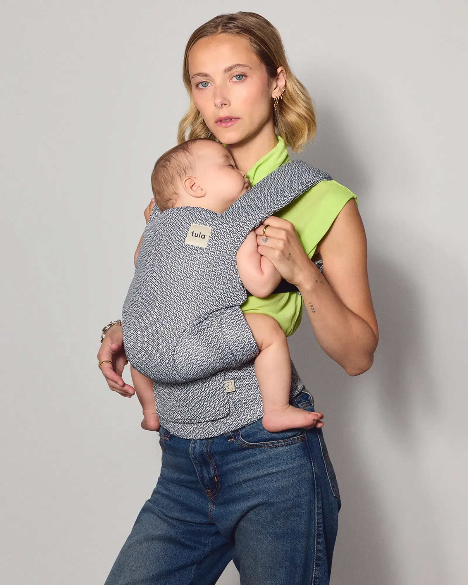 Explore Baby Carrier – Mesh – Infinite