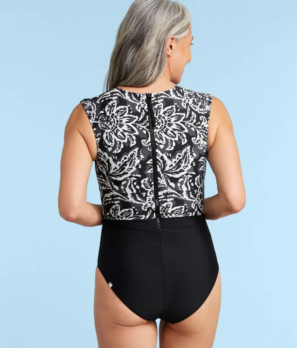 The Surf – Batik in Sea Urchin & White Sand