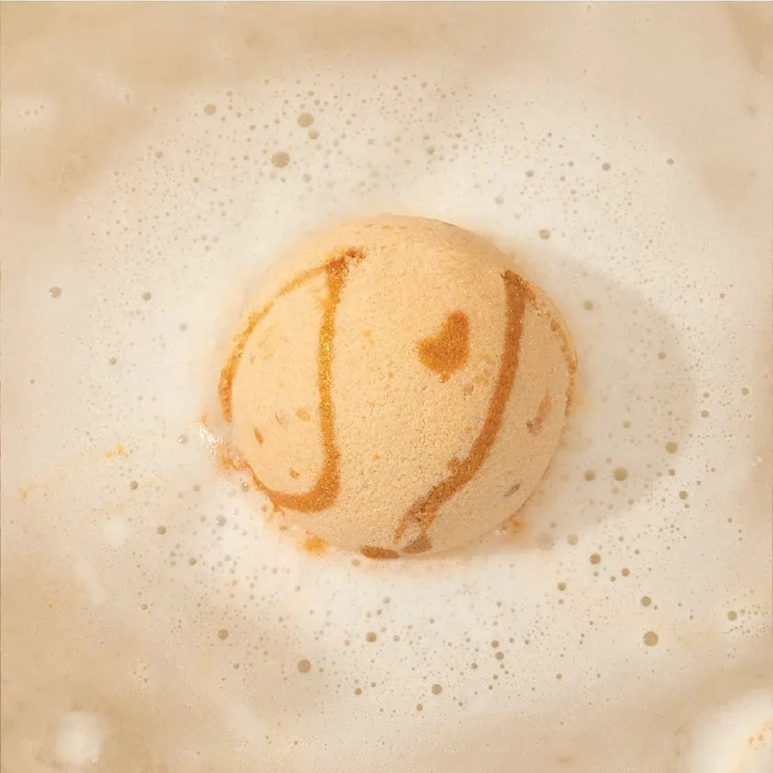 Peach & Thyme Bath Bomb