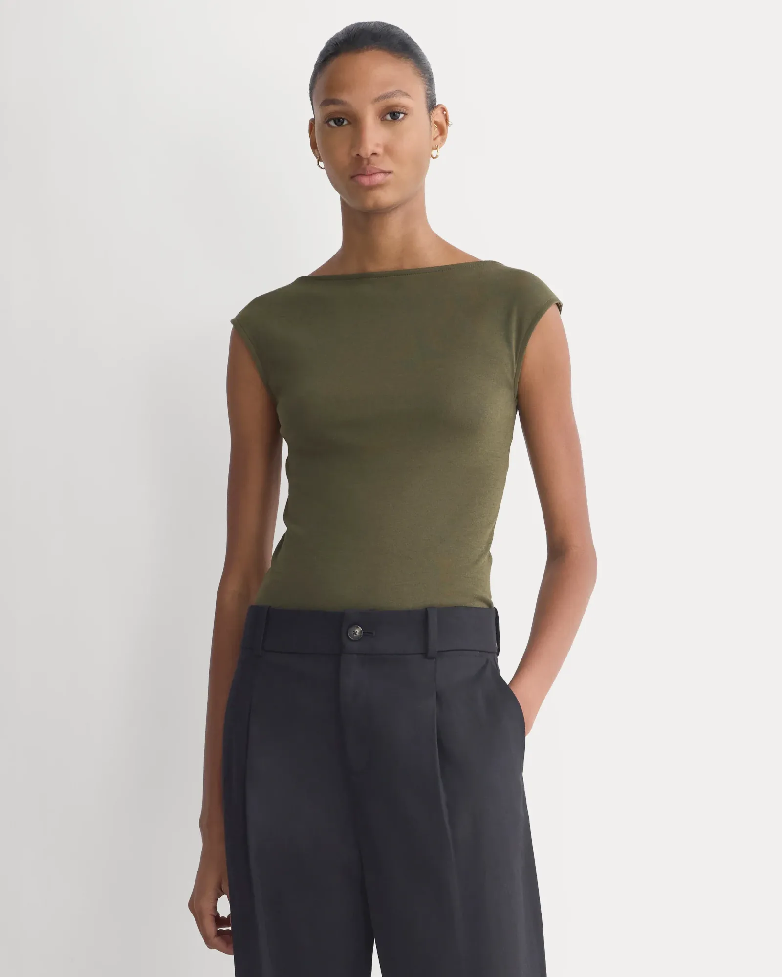 Form Boatneck Open Back Top – Olive Night