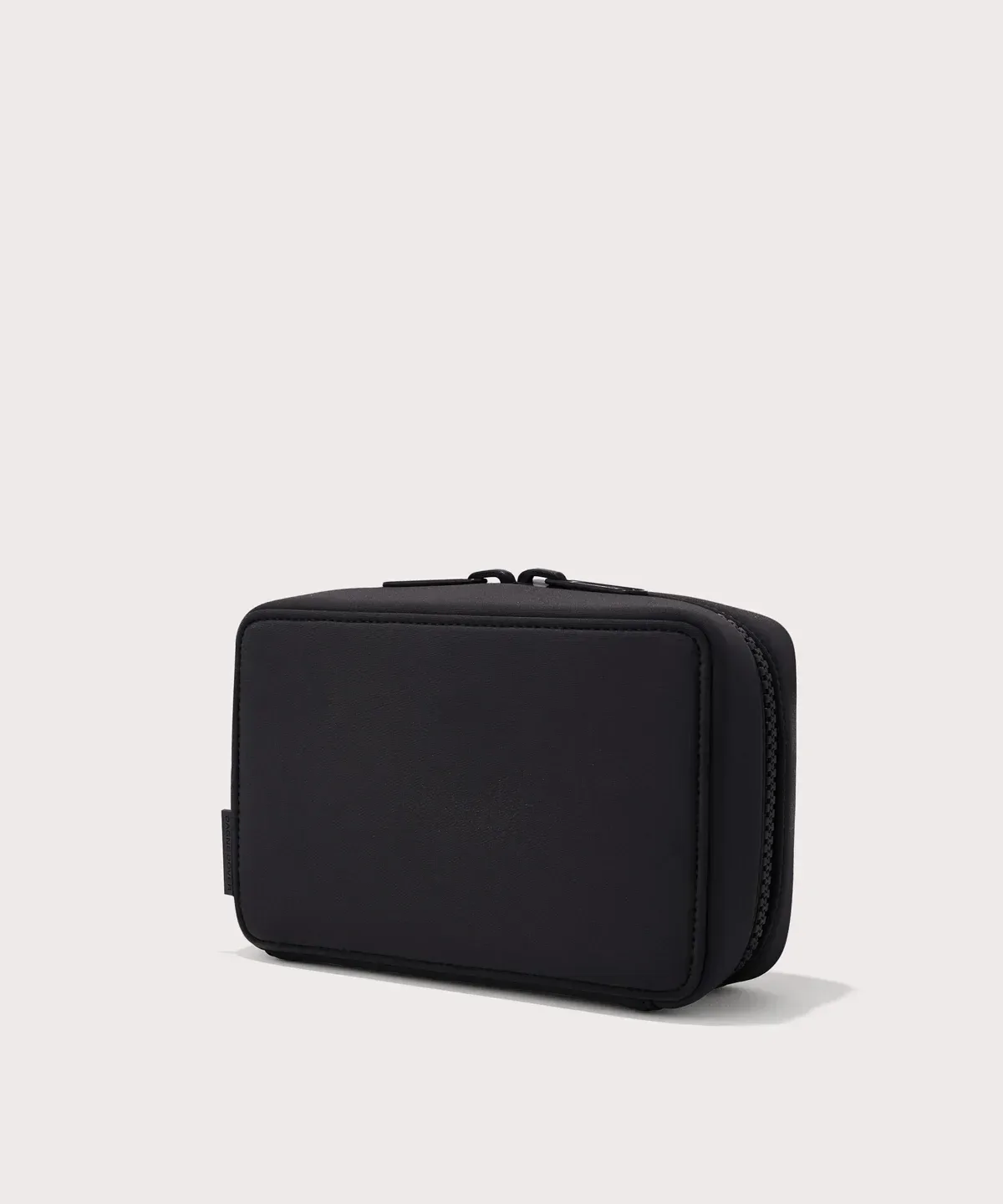 Arlo Tech Organizer in Onyx, Large