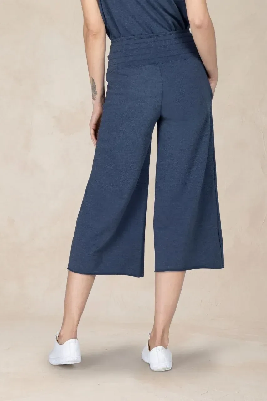 KIRAGRACE Cozy Boho Crop Yoga Pant: Heather Lake