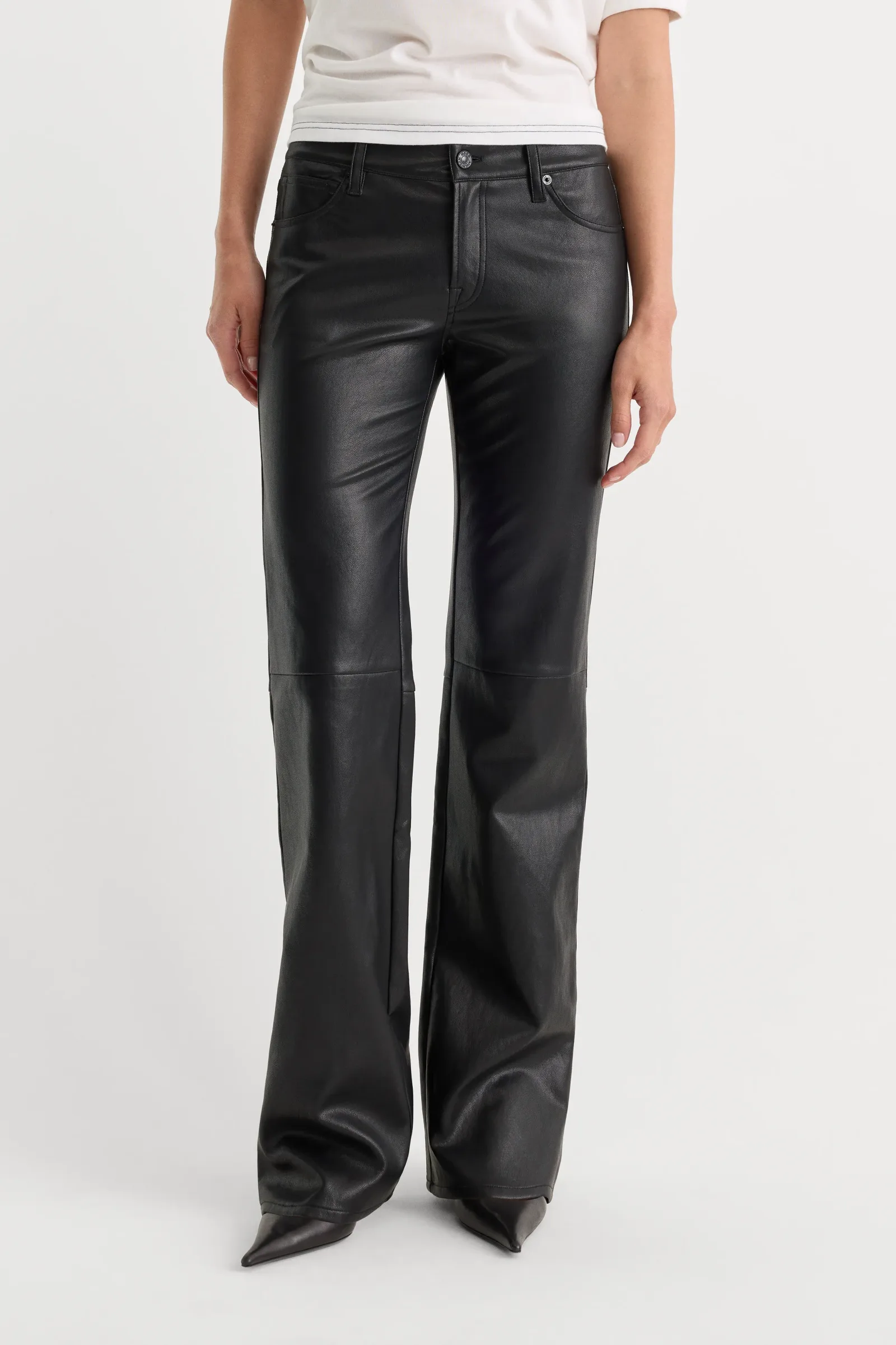 Better Than Leather Low Rise Bootcut – BLACK001