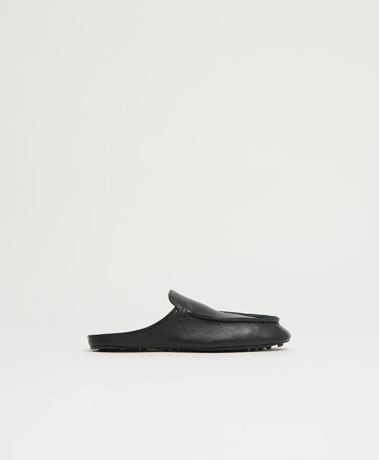 Moccasin Mule – Black
