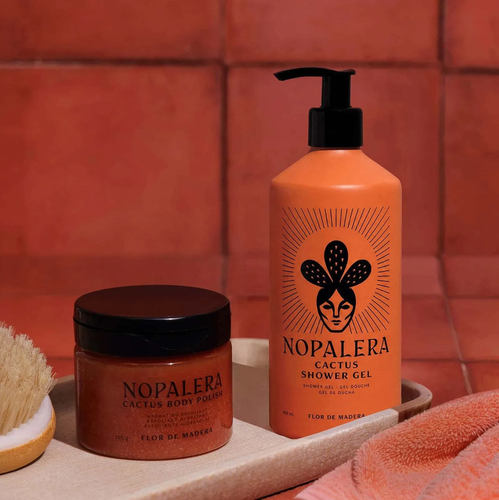 Shower Set – Flor de Madera