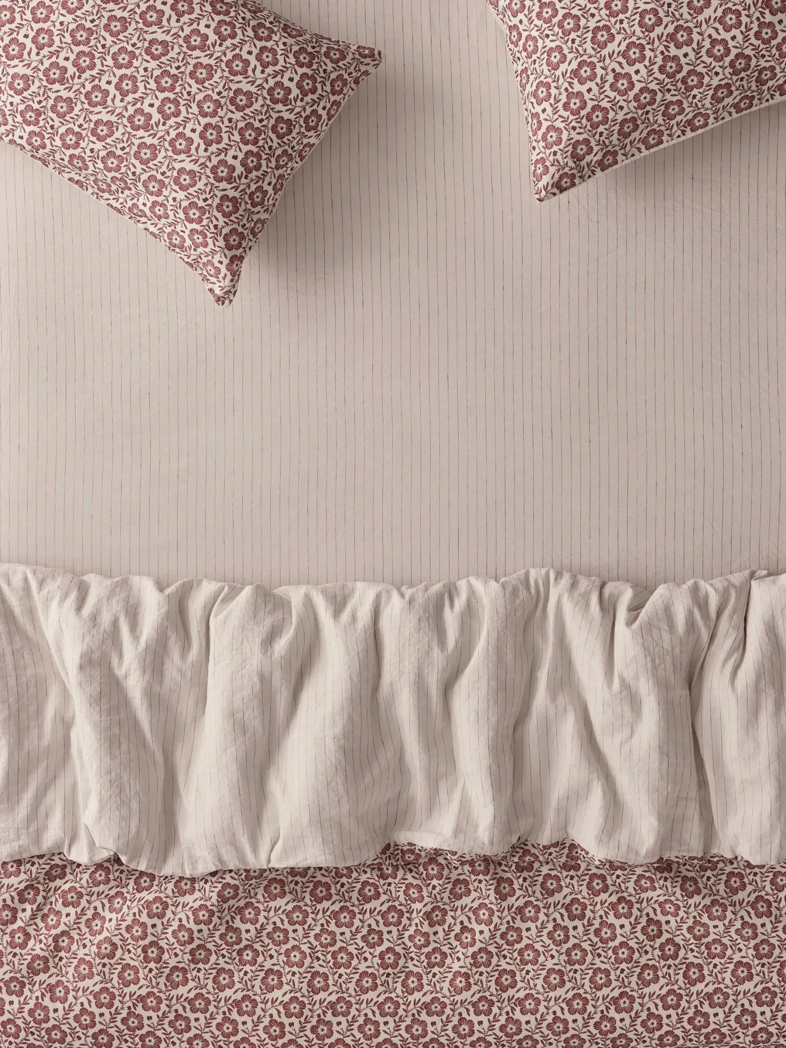 Rhubarb Folk Stripe Linen Blend Fitted Sheet