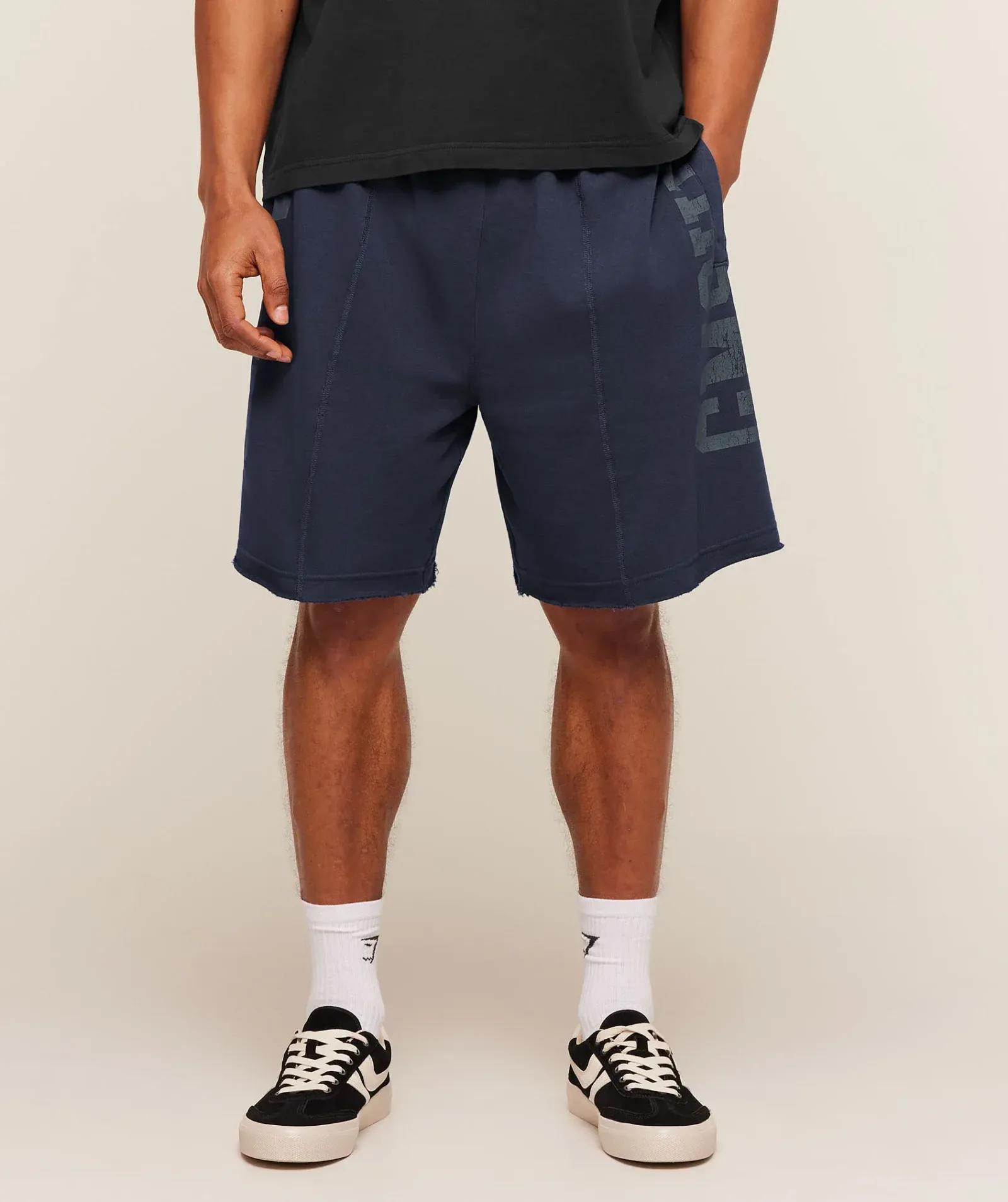 Gymshark Accent Graphic Sweat Shorts – Heavy Blue