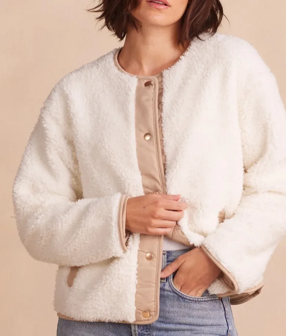 The High Pile Short Sherpa Jacket – White Sand & Moonlight