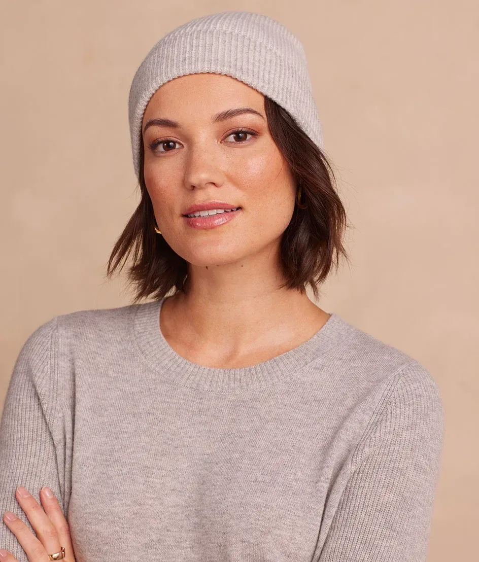 The Coziest Cashmere Blend Hat – Wolf & White Sand