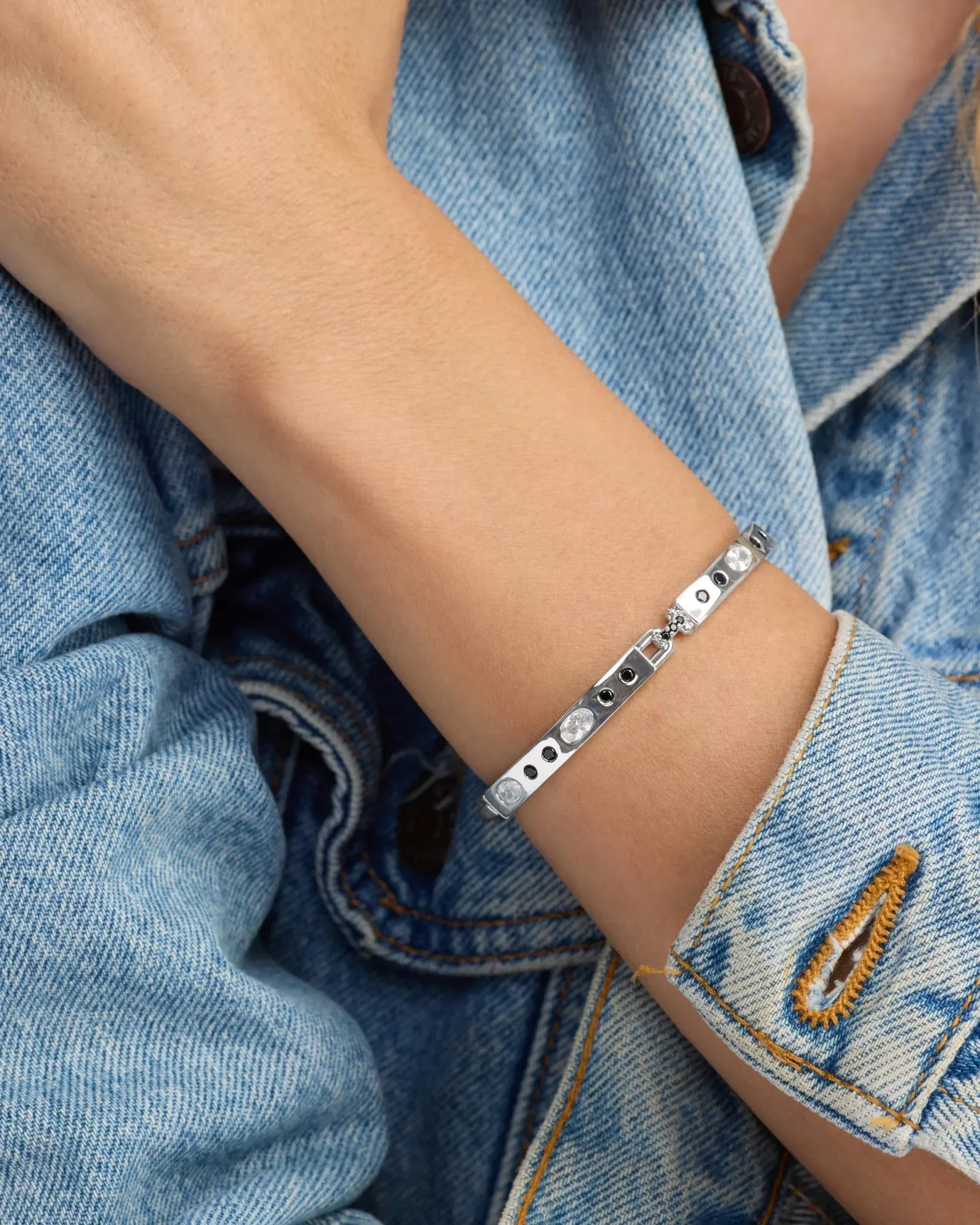 Ashley Sunset Lock Cuff 6mm – Silver|Black Diamondettes