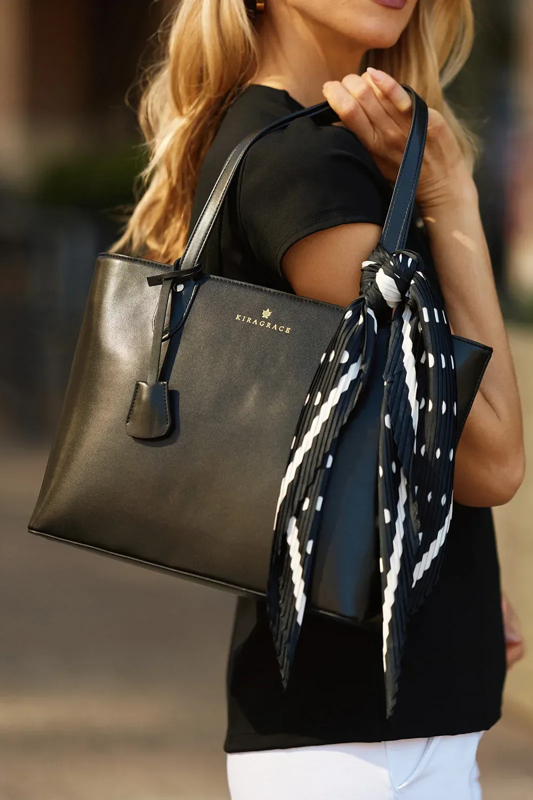 KIRAGRACE TOTE BAG: BLACK
