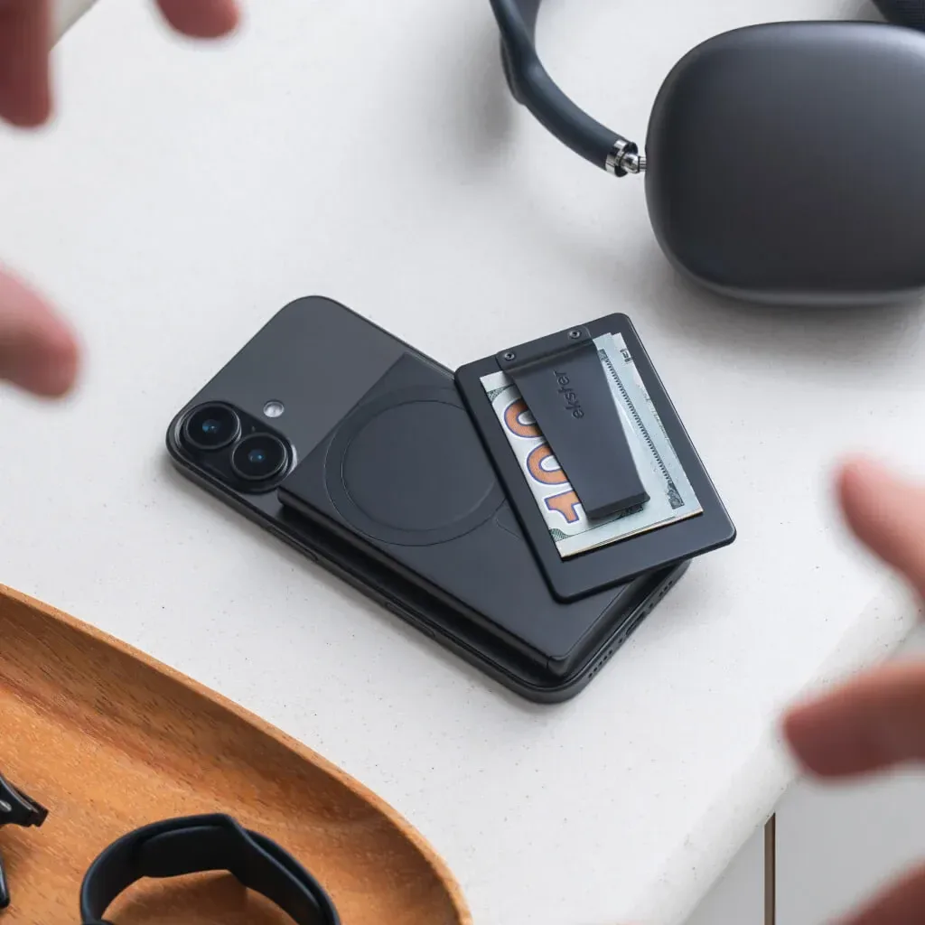 Cash Clip for MagSafe