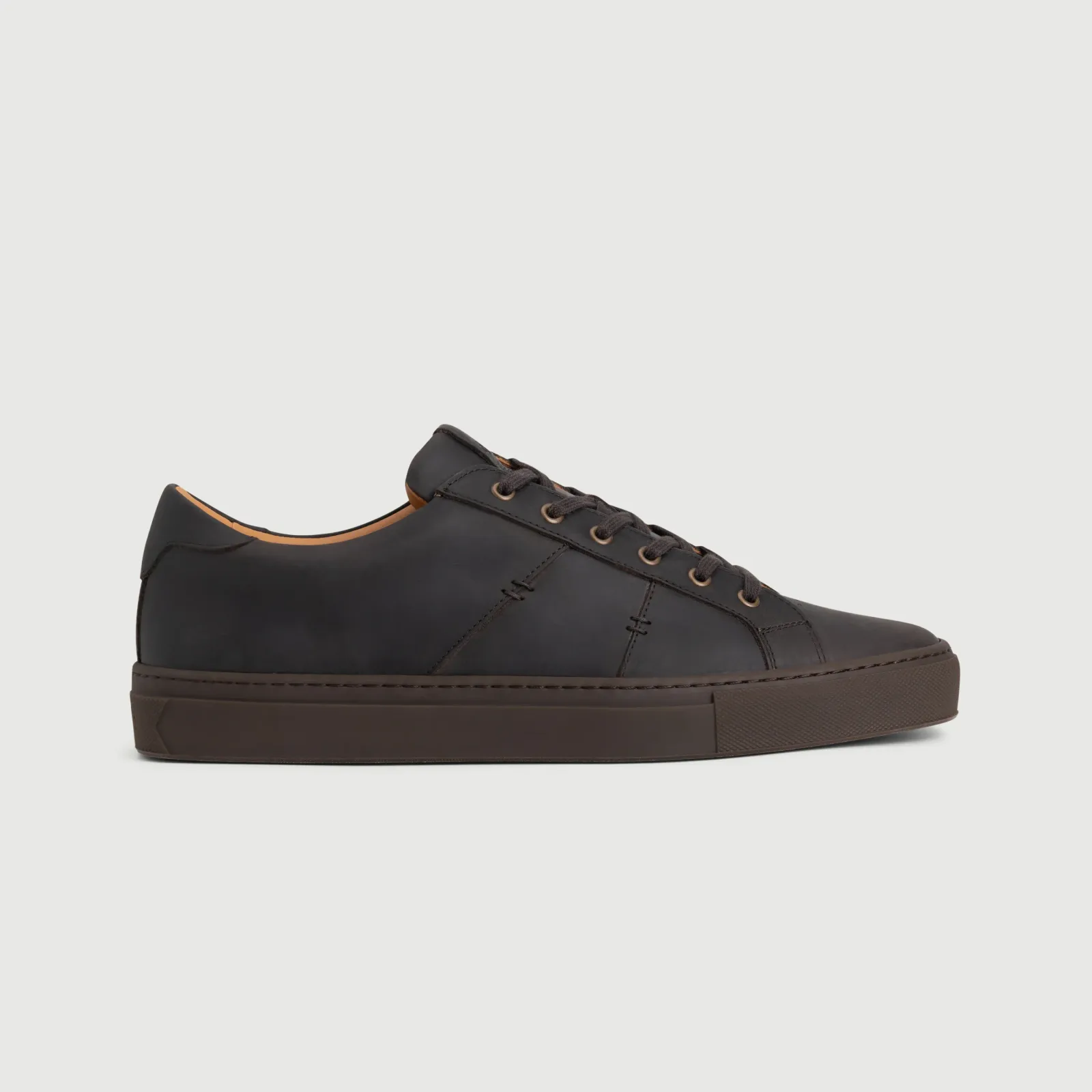 The Royale 2.0 – Crazy Horse Brown