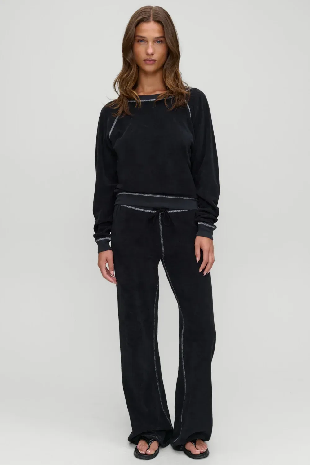 x Devon Lee Carlson Robertson Terry Sweatshirt – Laurel