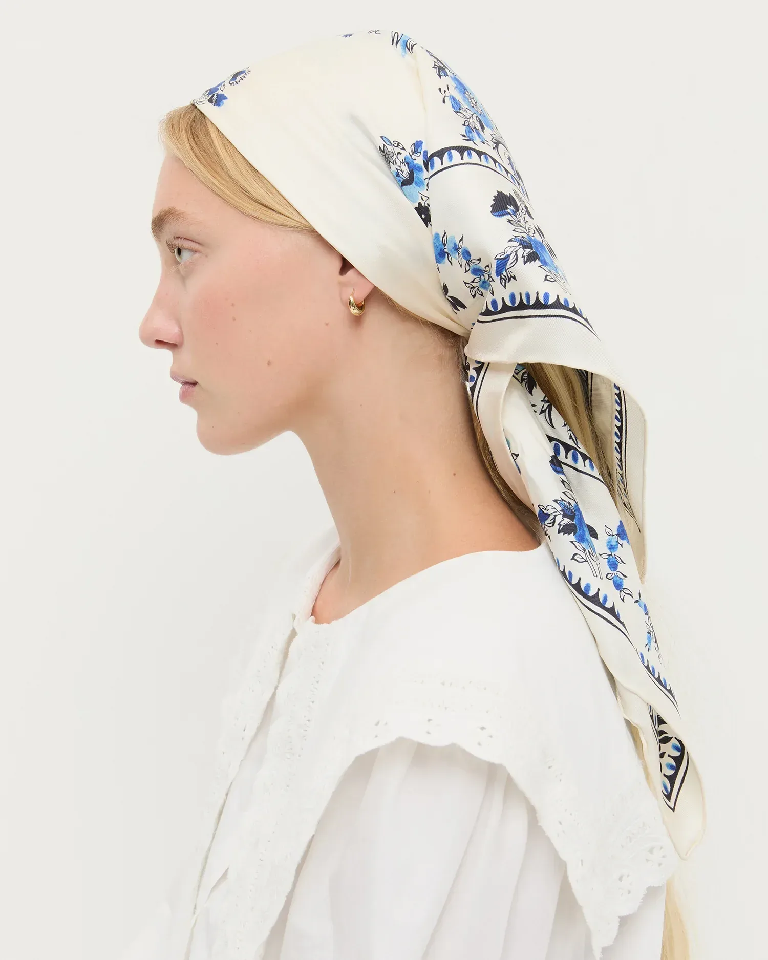 Beverly Cream/Blue Silk Scarf