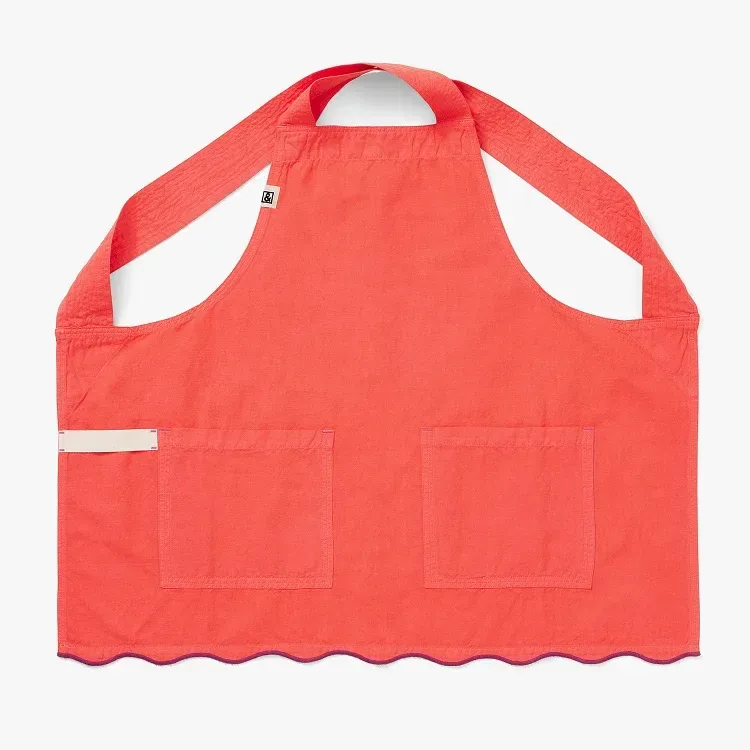 Fire Scalloped Smock & Napkin Set
