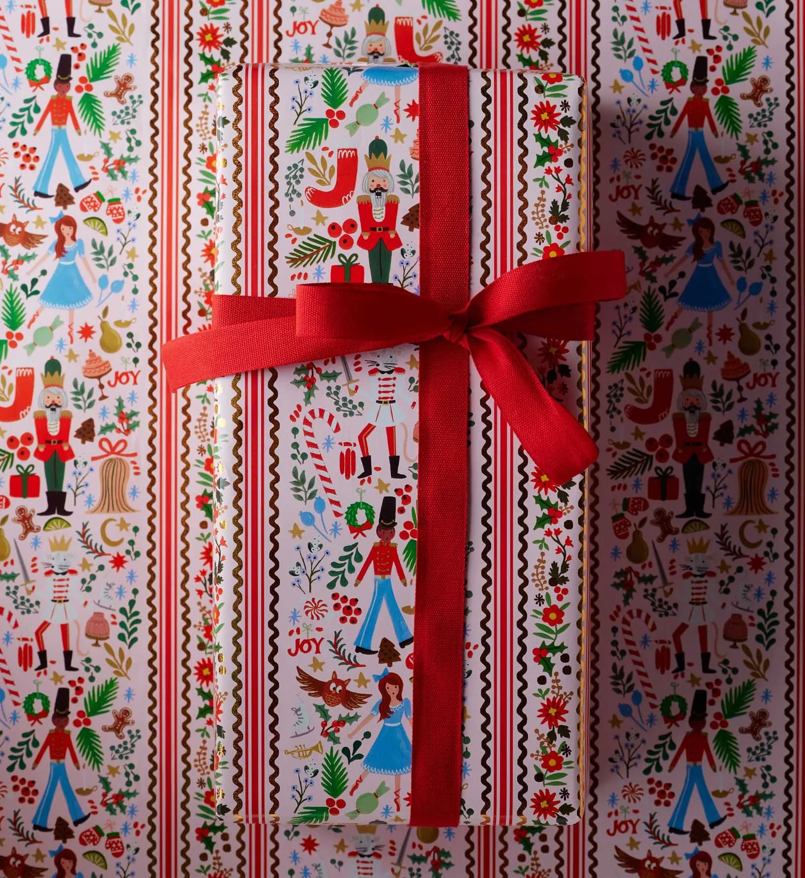 Holiday Wrapping Roll – Holly Jolly Nutcracker