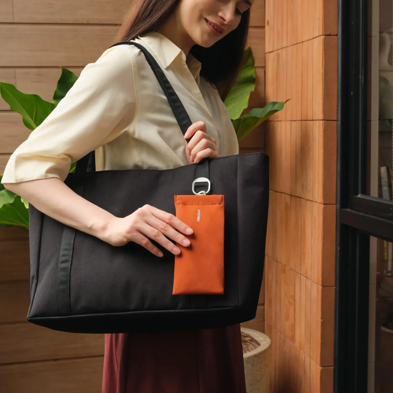 Clip-on Glasses Pouch