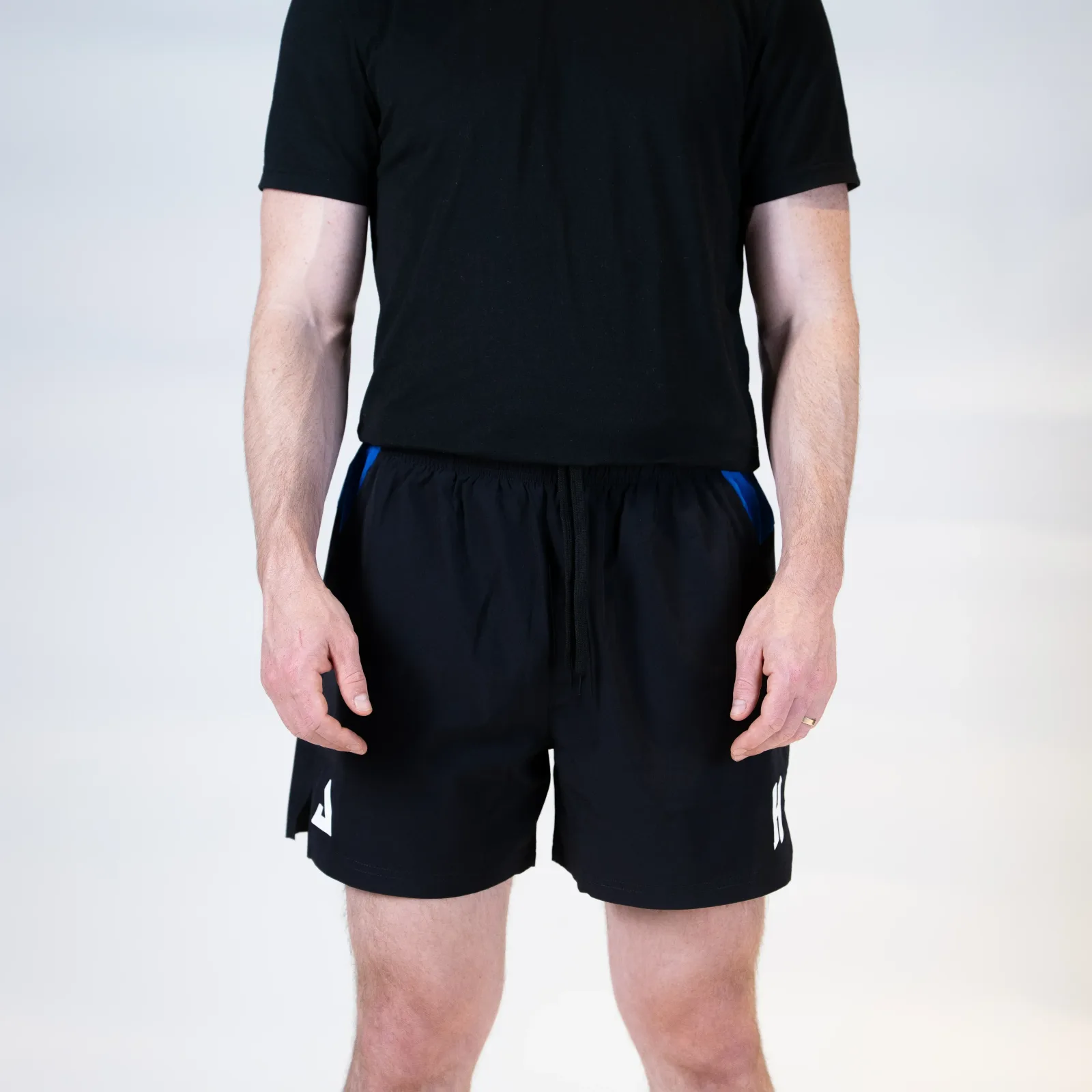HC 5" Woven Shorts