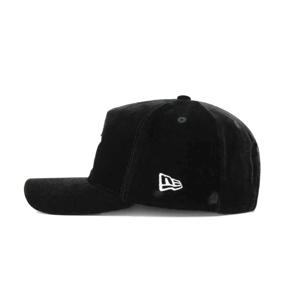 New York Yankees Black Velvet New Era 9Forty A-Frame Snapback