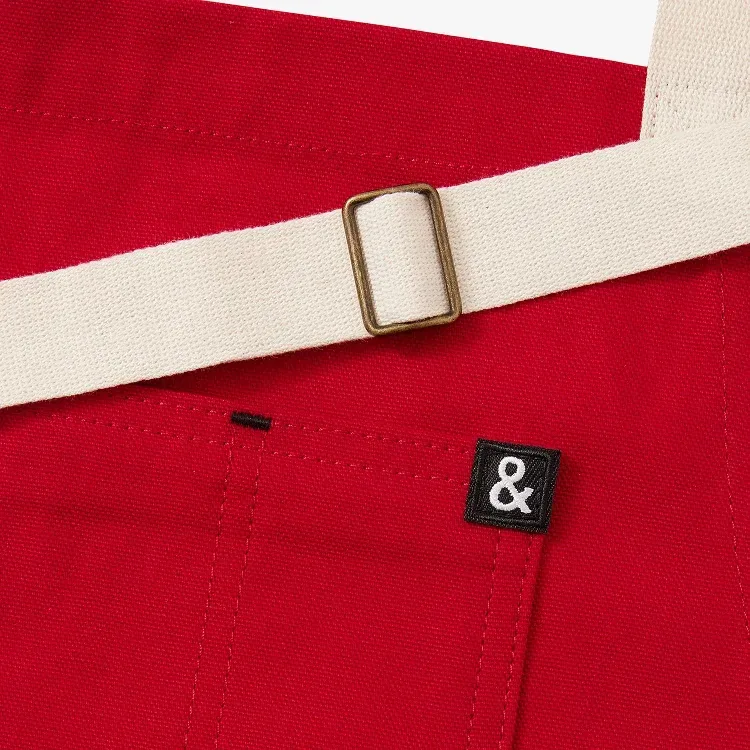 PEANUTS® Slice Shop Essential Apron