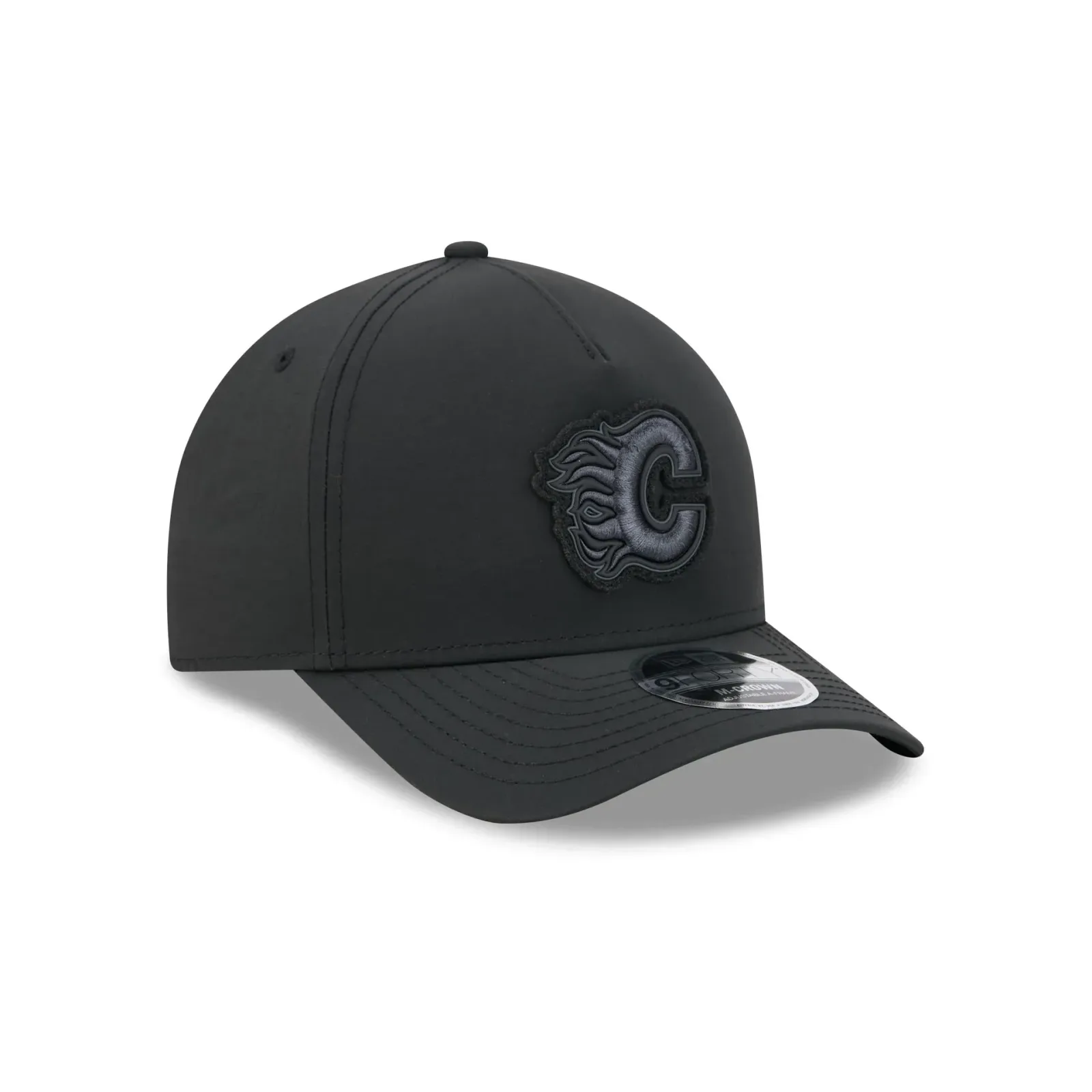 Alpha Industries x Calgary Flames Nylon Black 9FORTY M-Crown A-Frame Snapback Hat