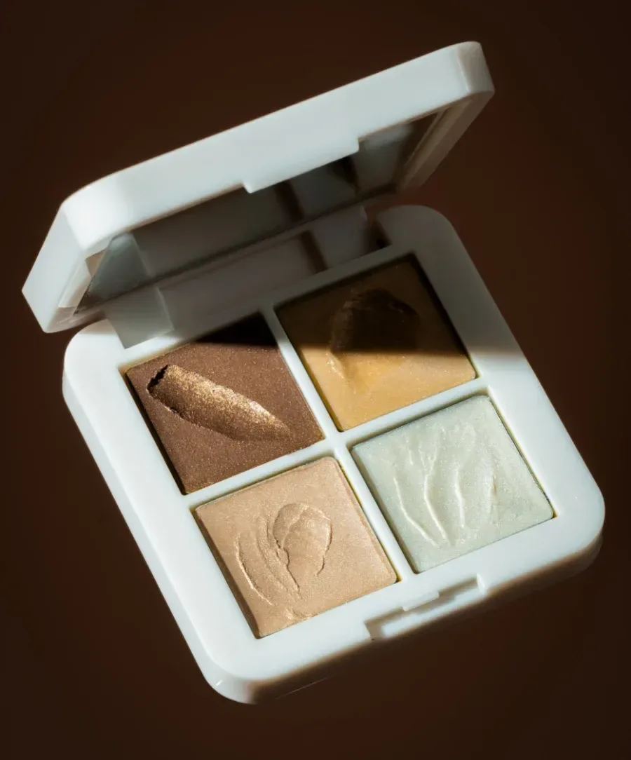 Living Luminizer Glow Quad Mini