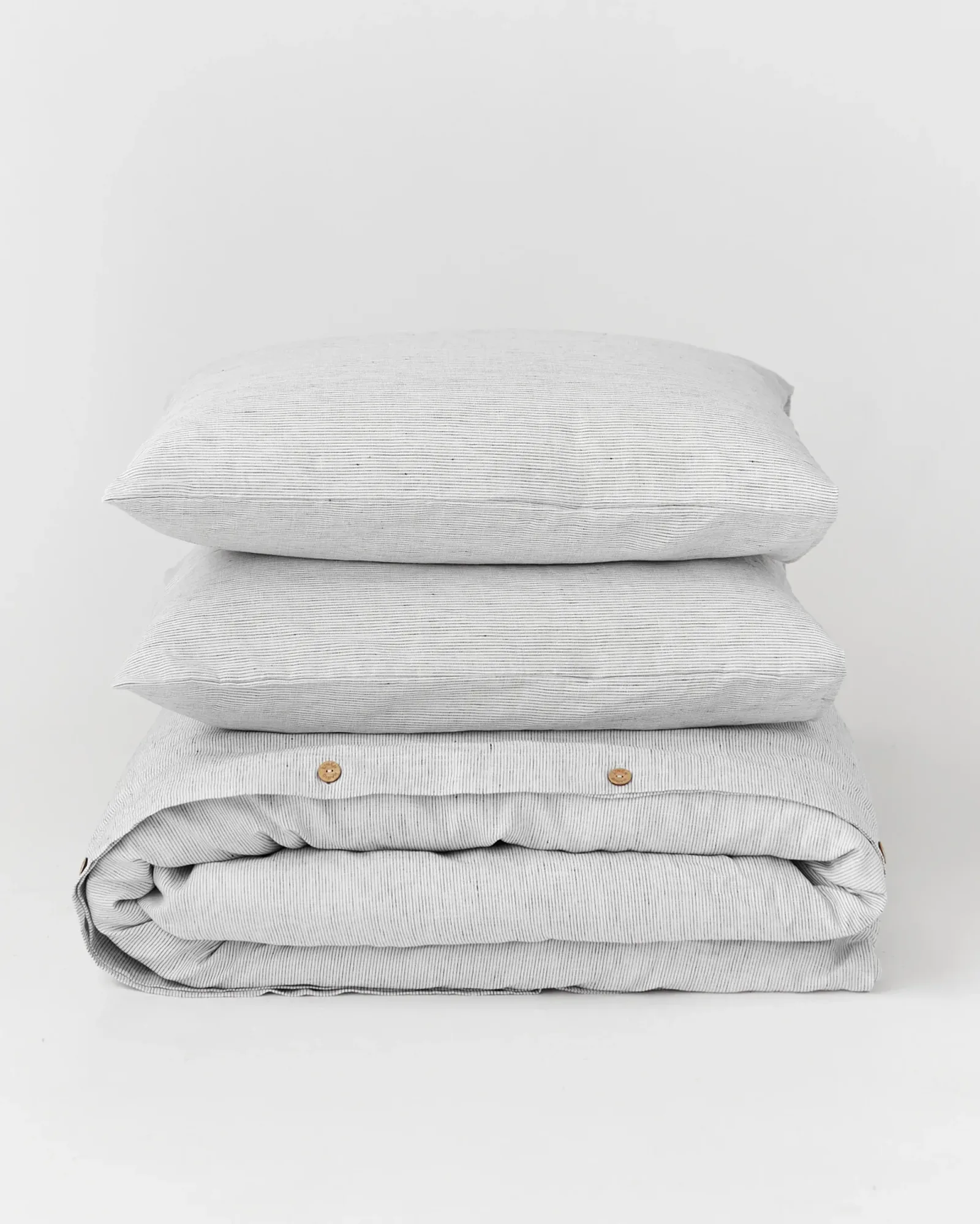 Pinstripe black linen duvet cover set (3 pcs)
