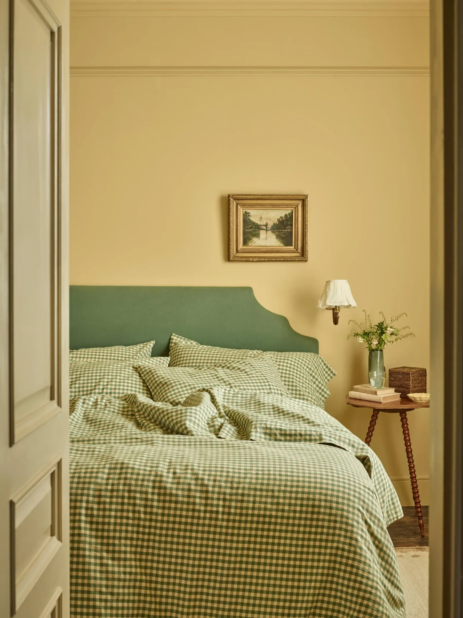 Elm Green & Butter Yellow Color Drenched Gingham Linen Blend Flat Sheet