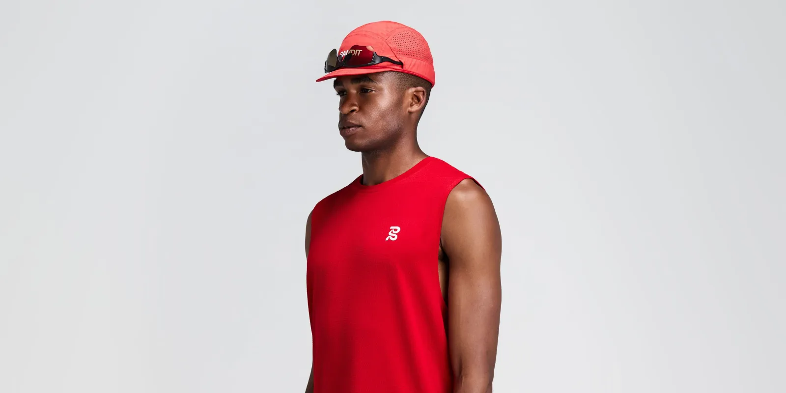 Nylon Run Hat with Sunglasses Holder – Oxide Red / Signal Red