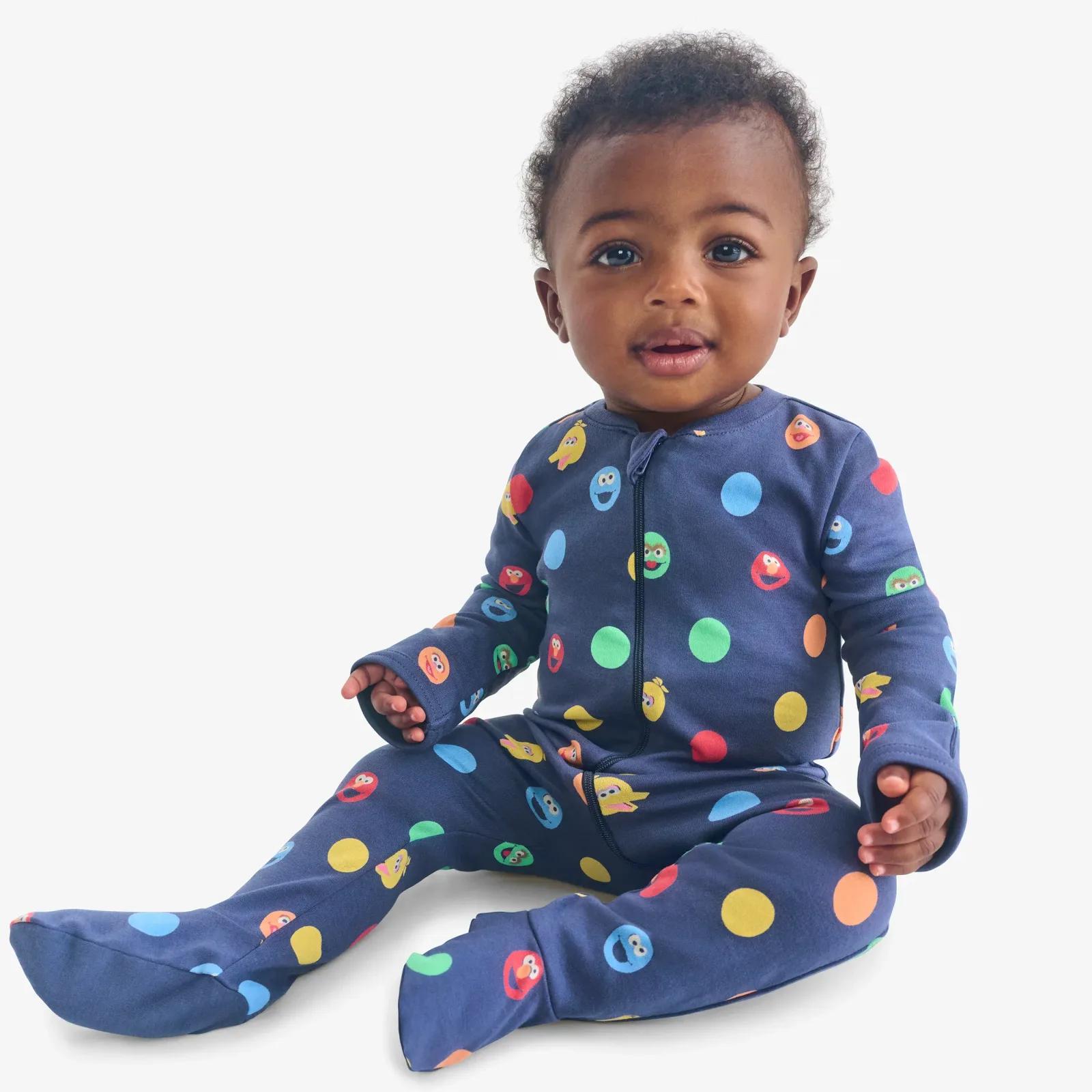 Baby organic zip footie in Sesame Street friends