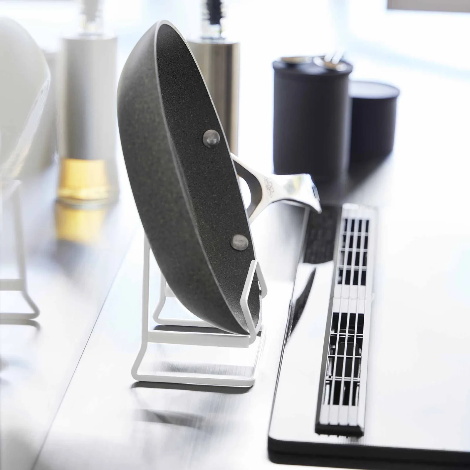 Frying Pan Stand – Steel