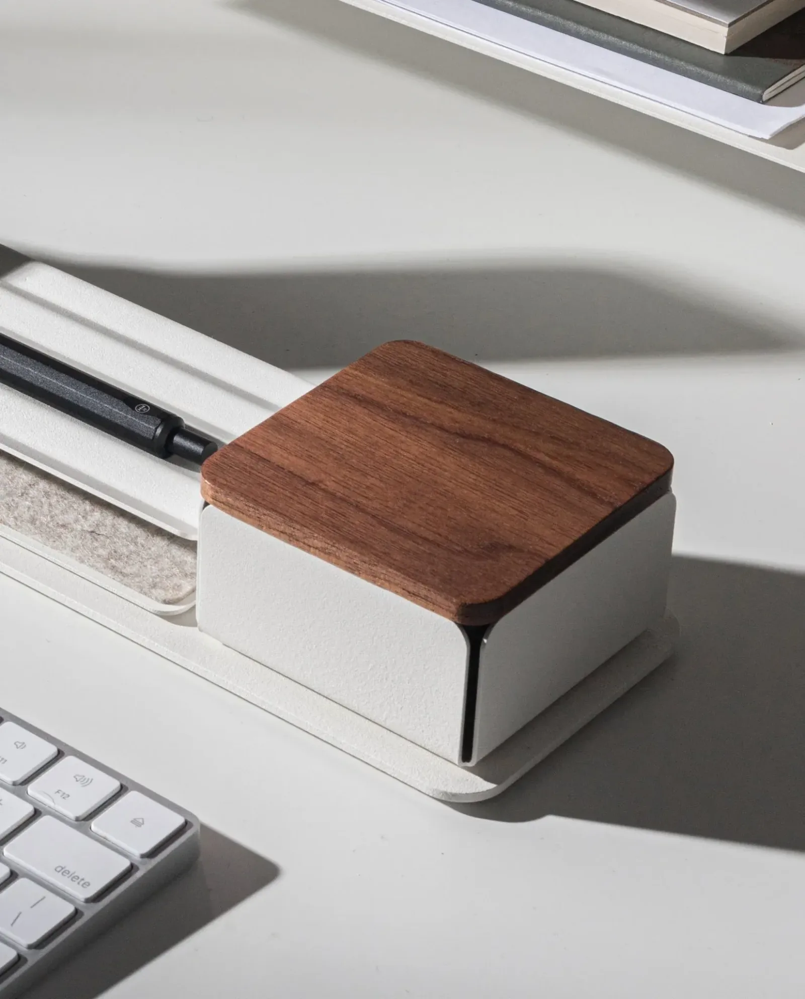 Warehouse Item – Gather Solid Wood Lid (Walnut)