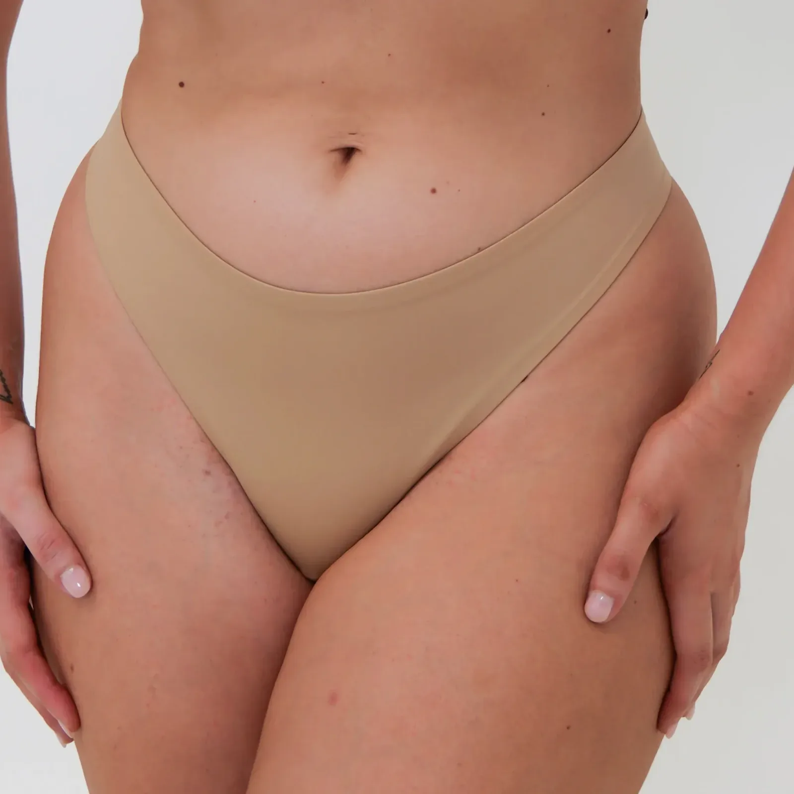 Snatched VAG – G String – L = AU 12 / US 8 / Nude