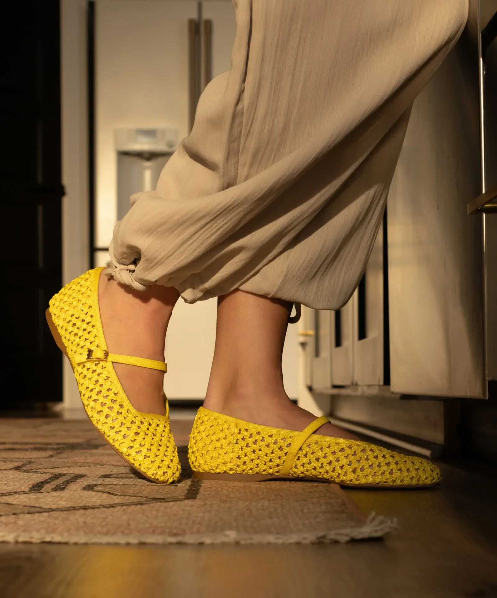 The Hummingbird Mary Jane – Sunflower Openweave