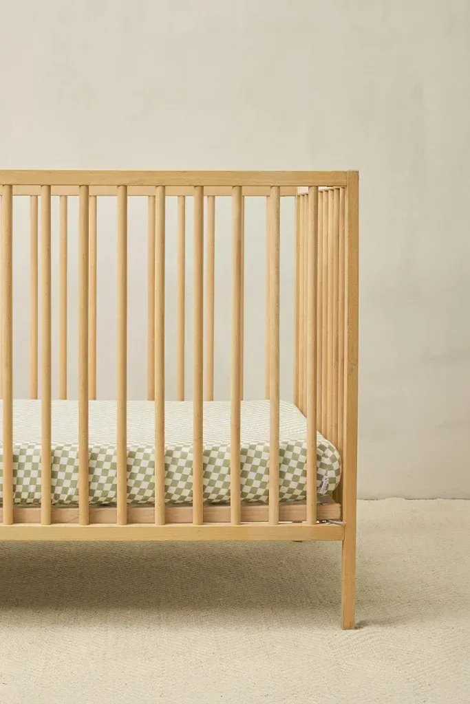 Sage Chequer Crib Sheet