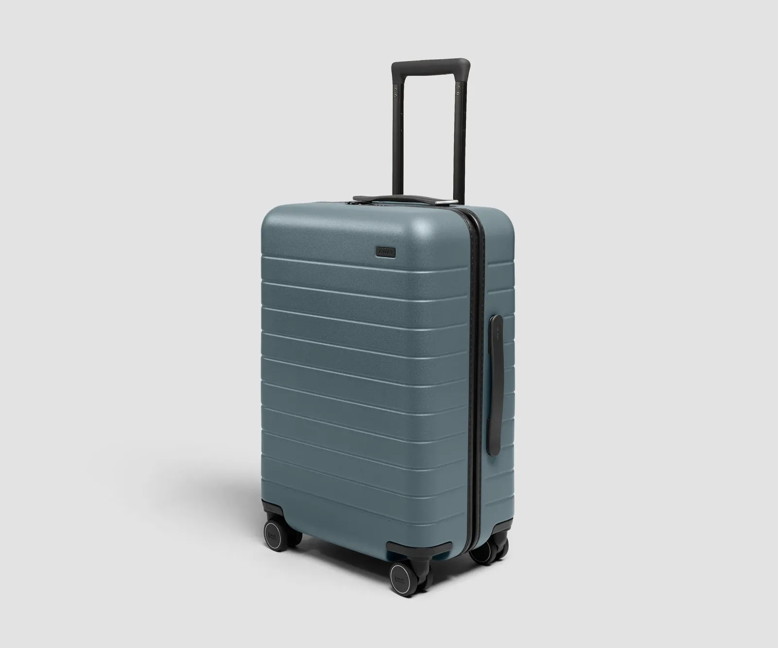 The Bigger Carry-On 3 in Coast Blue