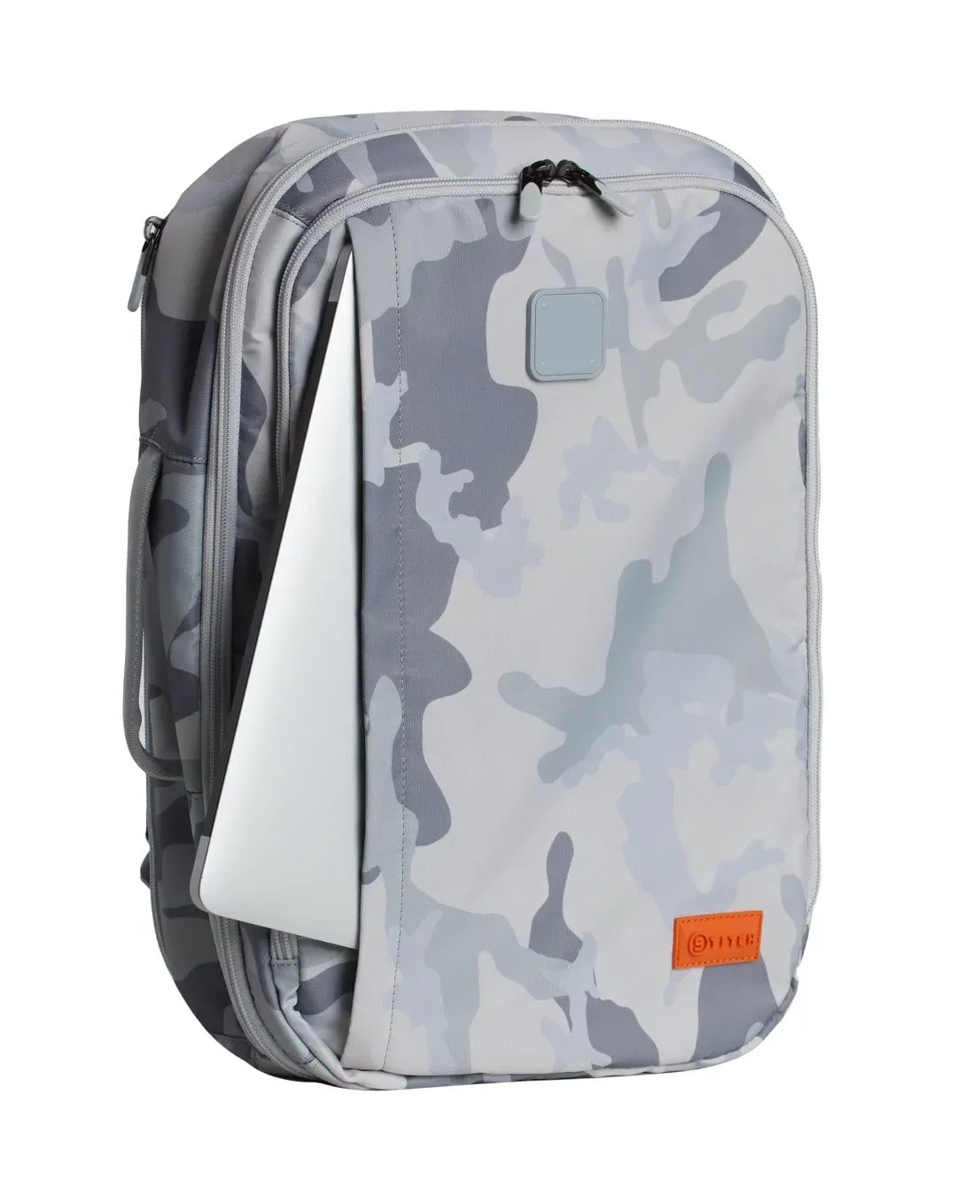 The Day Traveler 2.0 Camo