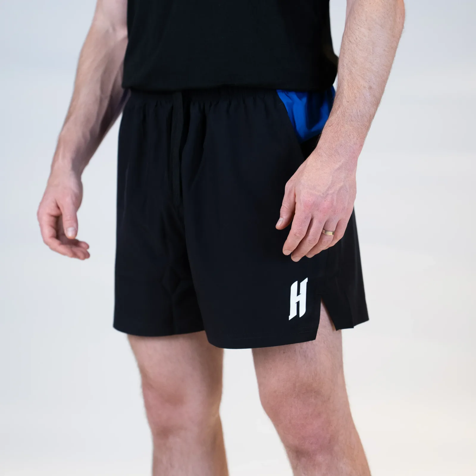 HC 5" Woven Shorts