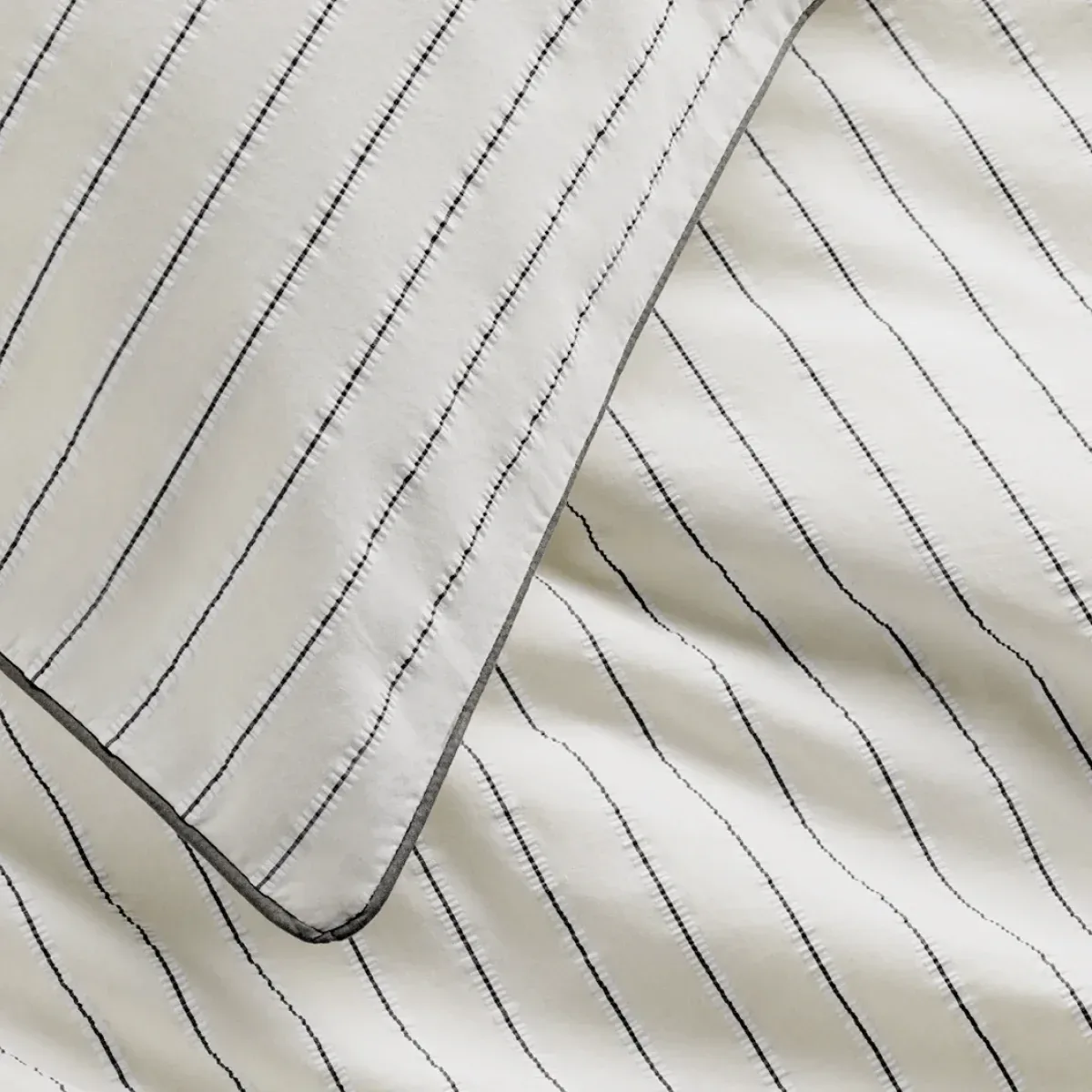 Seersucker Duvet Cover & Shams Set