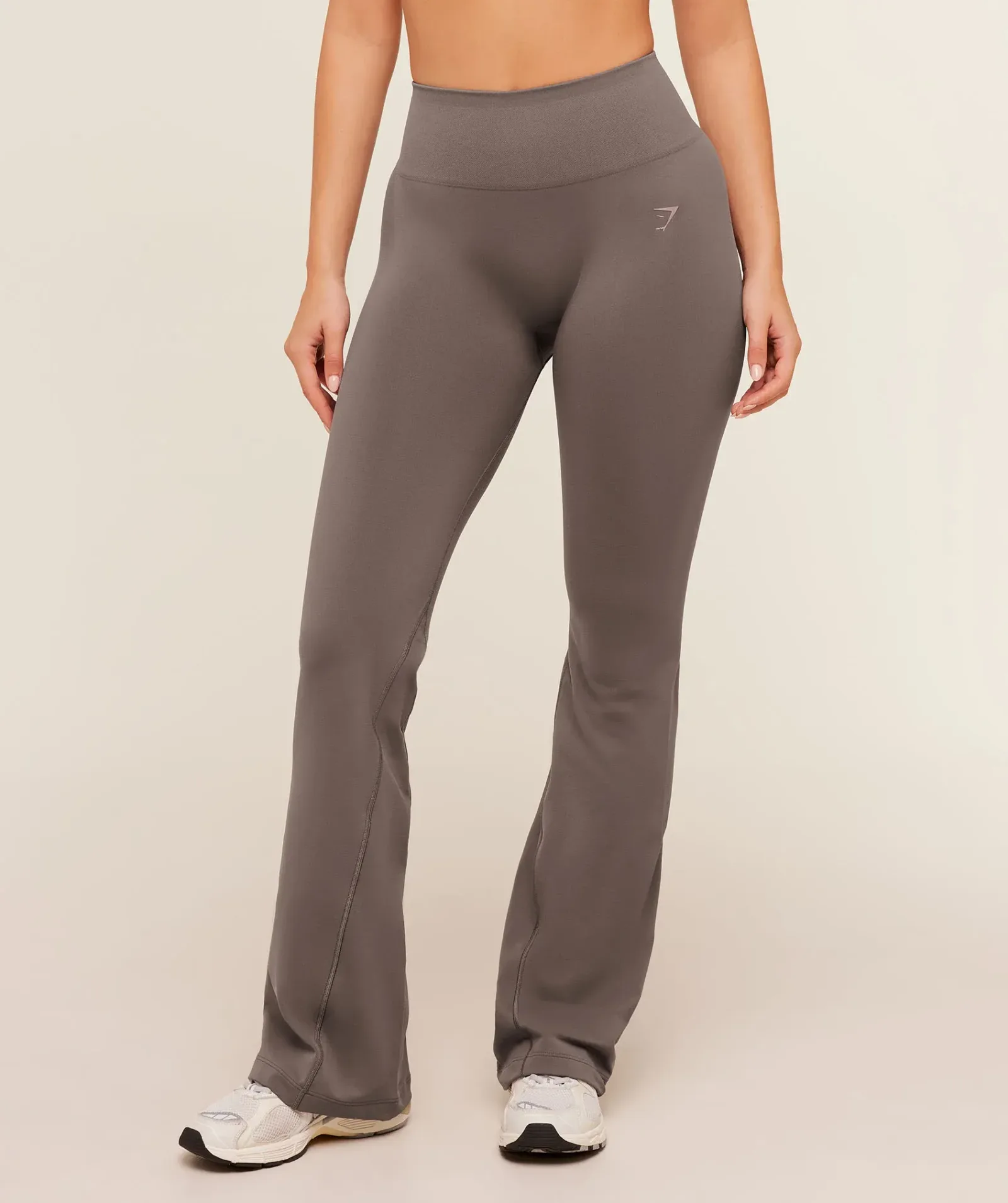 Gymshark Soft Sculpt Flared Leggings – Cool Brown